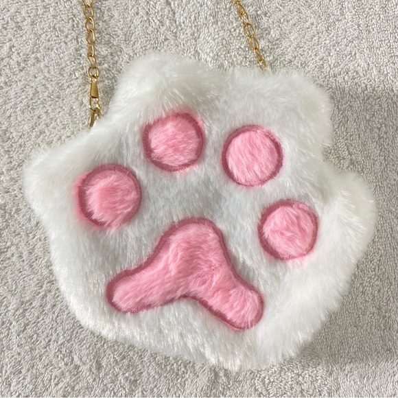5/$25 White Punk Fluffy Paw Mini Purse Hand Bag With Gold Tone Chain Strap - Picture 4 of 12